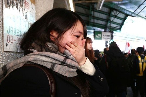 [감동]혐한 시위에 울었던 여고생