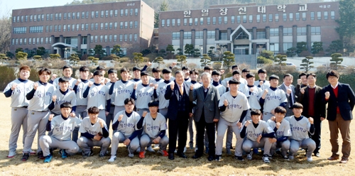 [먹튀검증소 뉴스] 한일장신대 야구부 재창단…선수와 코치 34명으로 구성
