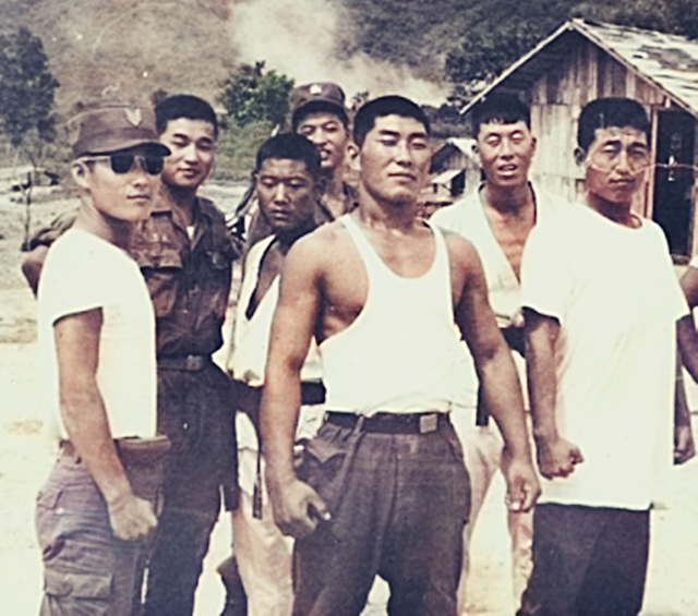 월남전 당시 20대 초반 한국 병사들