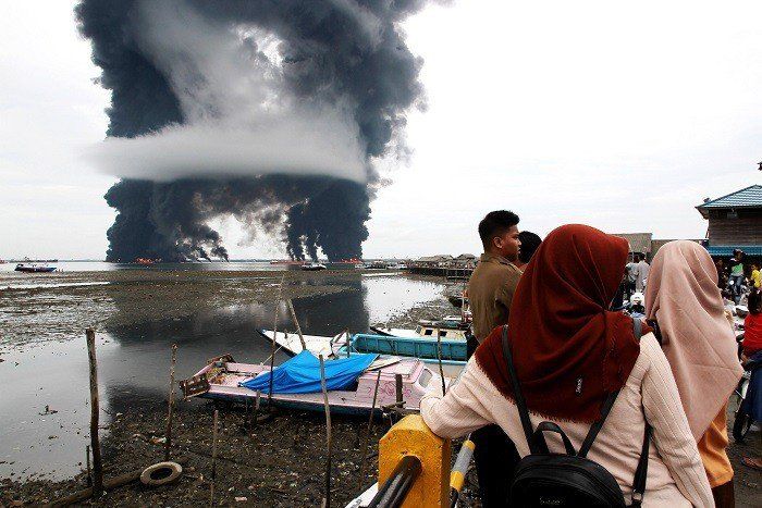인도네시아 국가 비상사태 발생