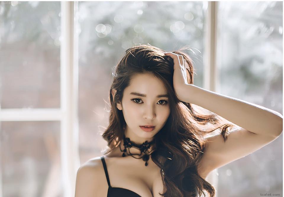 모델 홍다솜 란제리