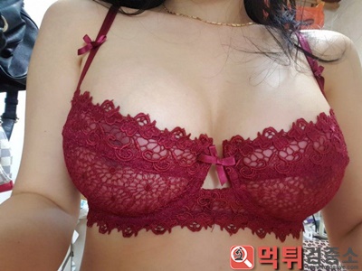 사촌오빠를 유혹하다..