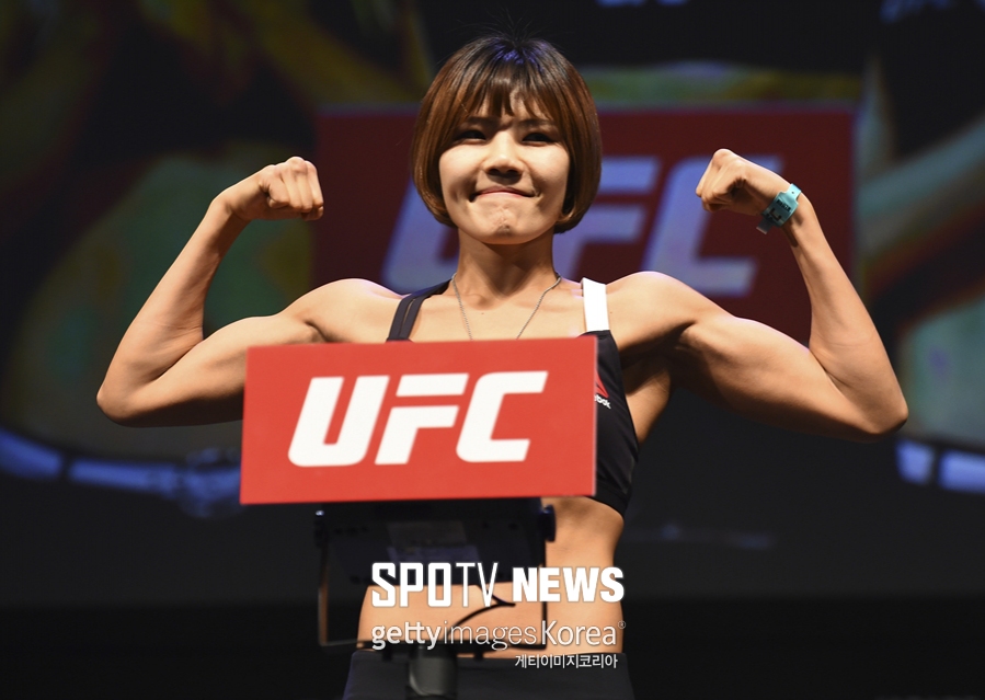 [먹튀검증소 뉴스]'불주먹' 김지연, 다음 달 UFC 싱가포르에서 연승 도전