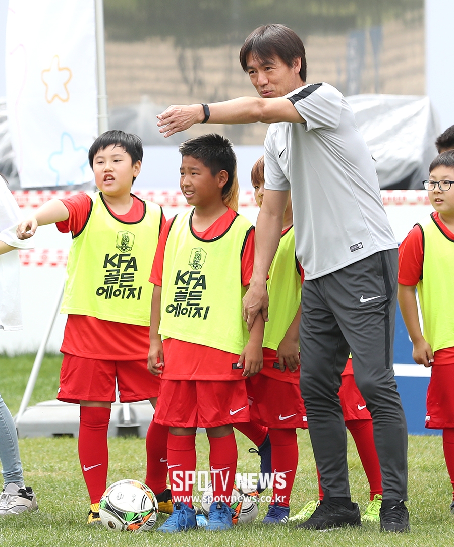 [먹튀검증소 뉴스]홍명보, 친절한 축구 선생님