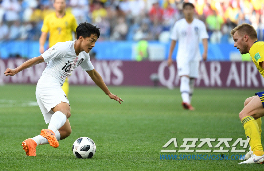 먹튀검증소 뉴스 위기 속 한국축구, 희망의 영웅은 누구