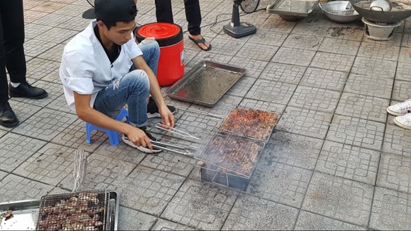 베트남에서 직업연수? 받는 중인데 급식 분짜