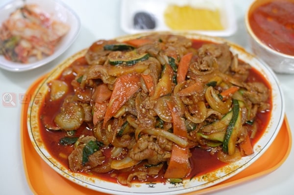먹튀검증소 유머 중국집 제육덮밥 스타일