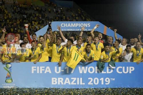 먹튀검증소 스포츠뉴스 개최국 브라질, FIFA U-17 월드컵 우승…멕시코 2위