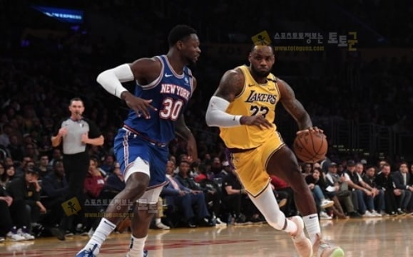 먹튀검증 토토군 스포츠 뉴스 '킹' 제임스, NBA 올스타 팬 투표 중간집계서 1위