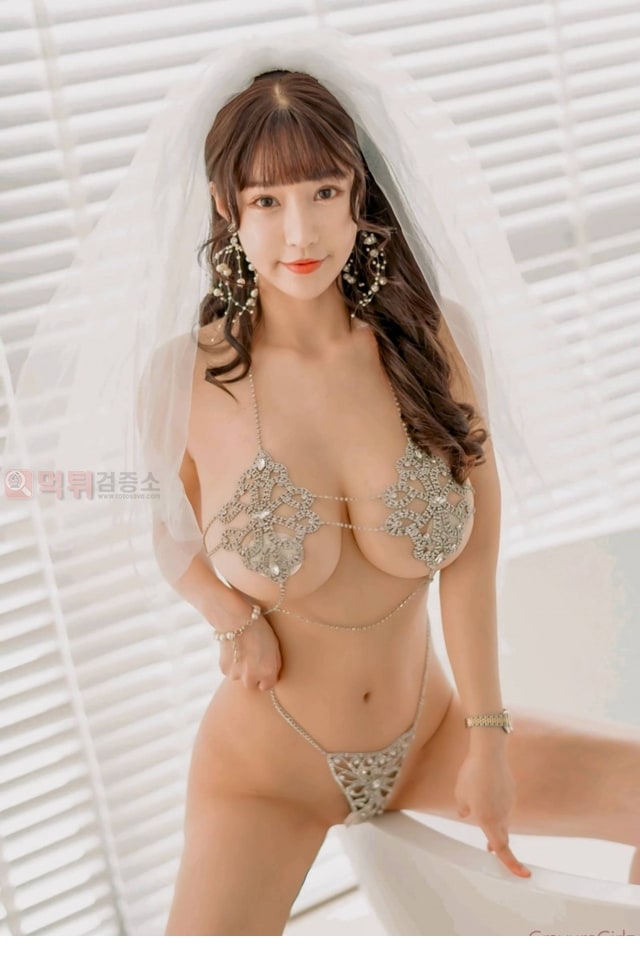 먹튀검증소 포토 Sexy Bride