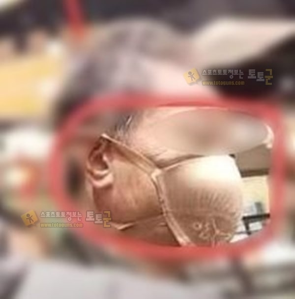 먹튀검증 토토군 유머 우리나라 마스크 상황이 이랬다면 난리 났을텐데...