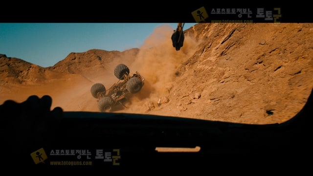 먹튀검증 토토군 유머 너무 놀라 연기하는 걸 잊은 장면 먹튀검증 토토군 유머 너무 놀라 연기하는 걸 잊은 장면