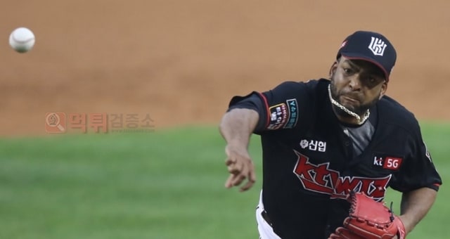 먹튀검증소 스포츠뉴스 '망명객' 페르난데스·데스파이네가 펼치는 '쿠바 야구'의 진수