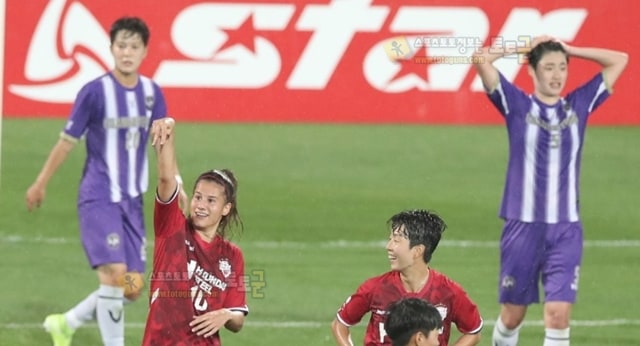 먹튀검증 토토군 스포츠 뉴스 '엘리 또 멀티골' WK리그 현대제철, 창녕WFC 2-0 제압 4연승