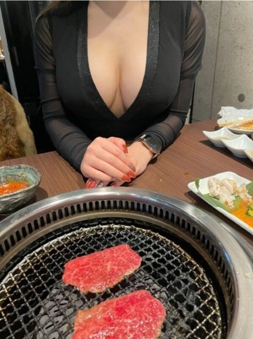 고기좀 먹을줄 아네