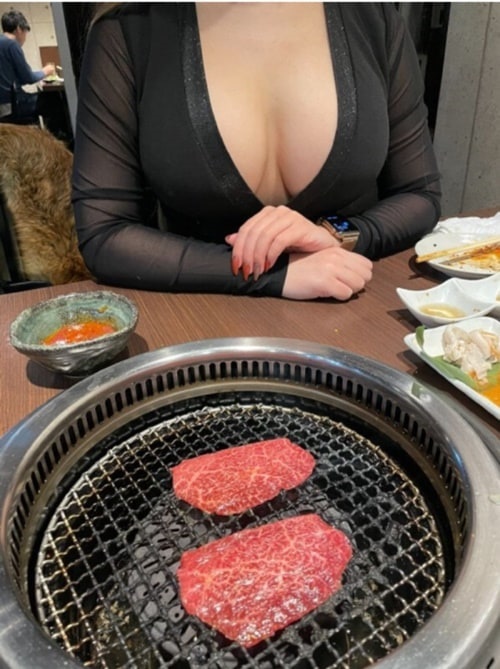 고기좀 먹을줄 아네