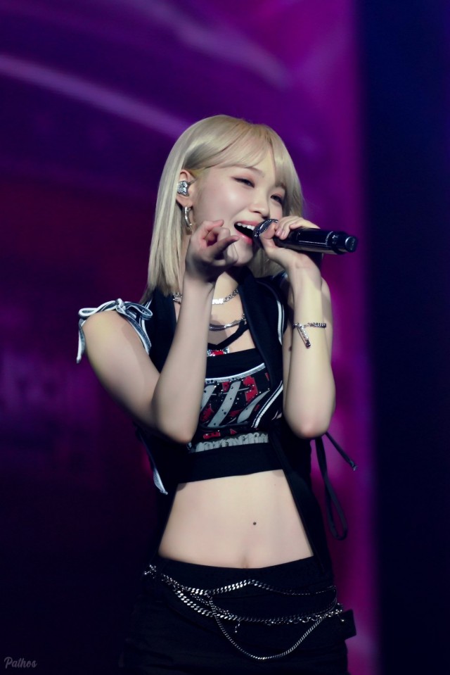 르세라핌 끼쟁이 리더 김채원