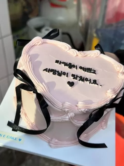 어느 마카롱가게 알바생들
